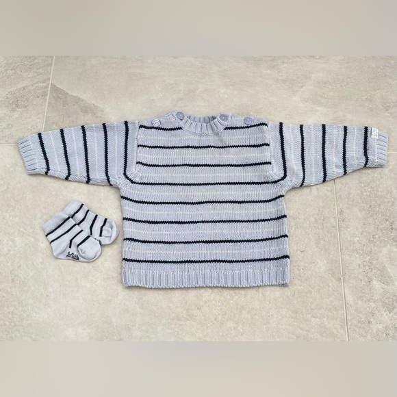French Designer La Petite Ourse Sweater & Socks 9 mos - Picture 7 of 10